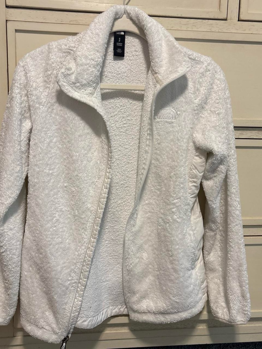 The North Face Women's White Teddy Fleece Jacket